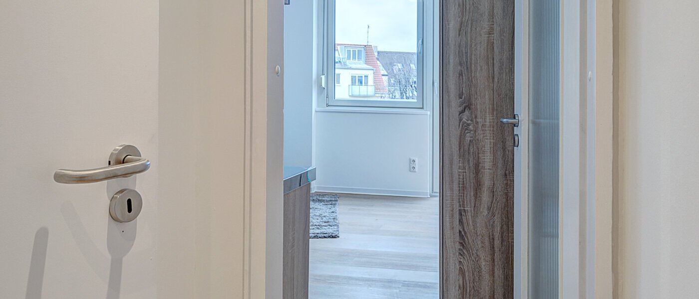 квартира München Maxvorstadt - Universitätsviertel 02 коридор 12790