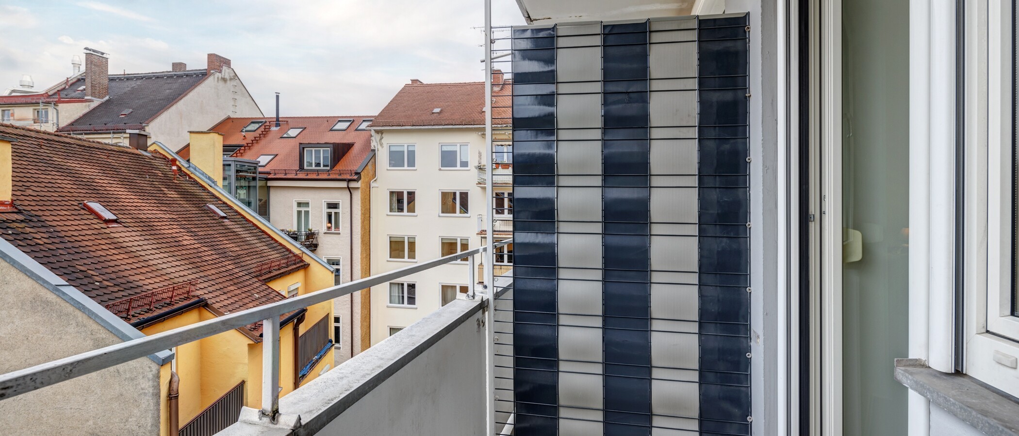 квартира München Maxvorstadt - Universitätsviertel 02 балкон 12795