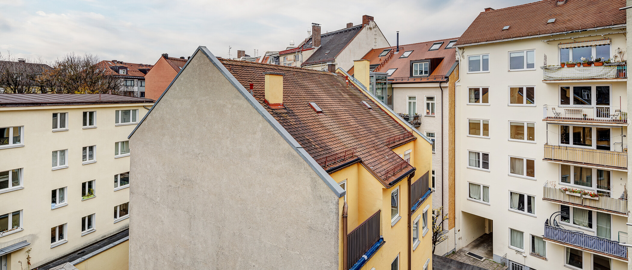 квартира München Maxvorstadt - Universitätsviertel 03 вид из окна 12795