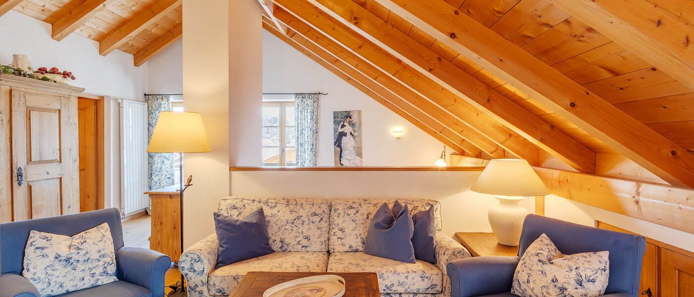 мансардная квартира Bad Heilbrunn 02 жилое пространство 12824