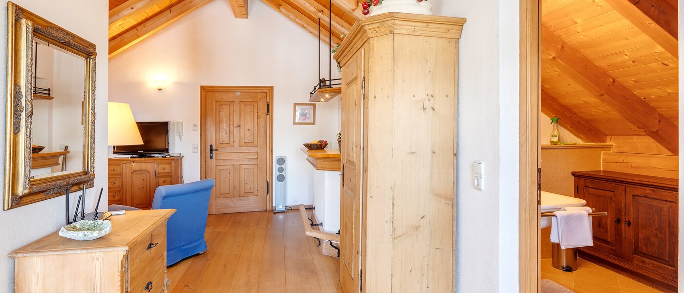 мансардная квартира Bad Heilbrunn 05 жилое пространство 12824