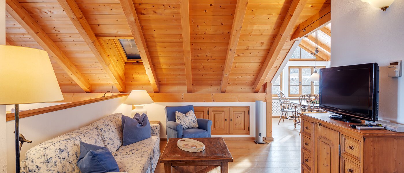 мансардная квартира Bad Heilbrunn 06 жилое пространство 12824