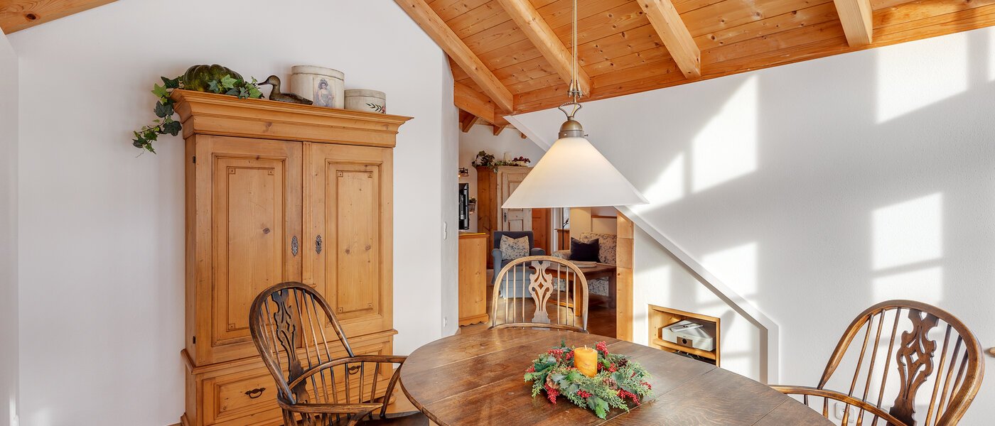 мансардная квартира Bad Heilbrunn 02 обеденная зона 12824