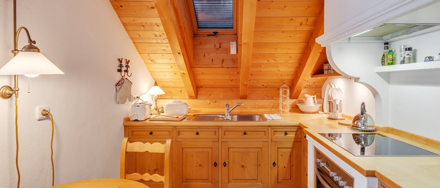 мансардная квартира Bad Heilbrunn 01 кухня 12826