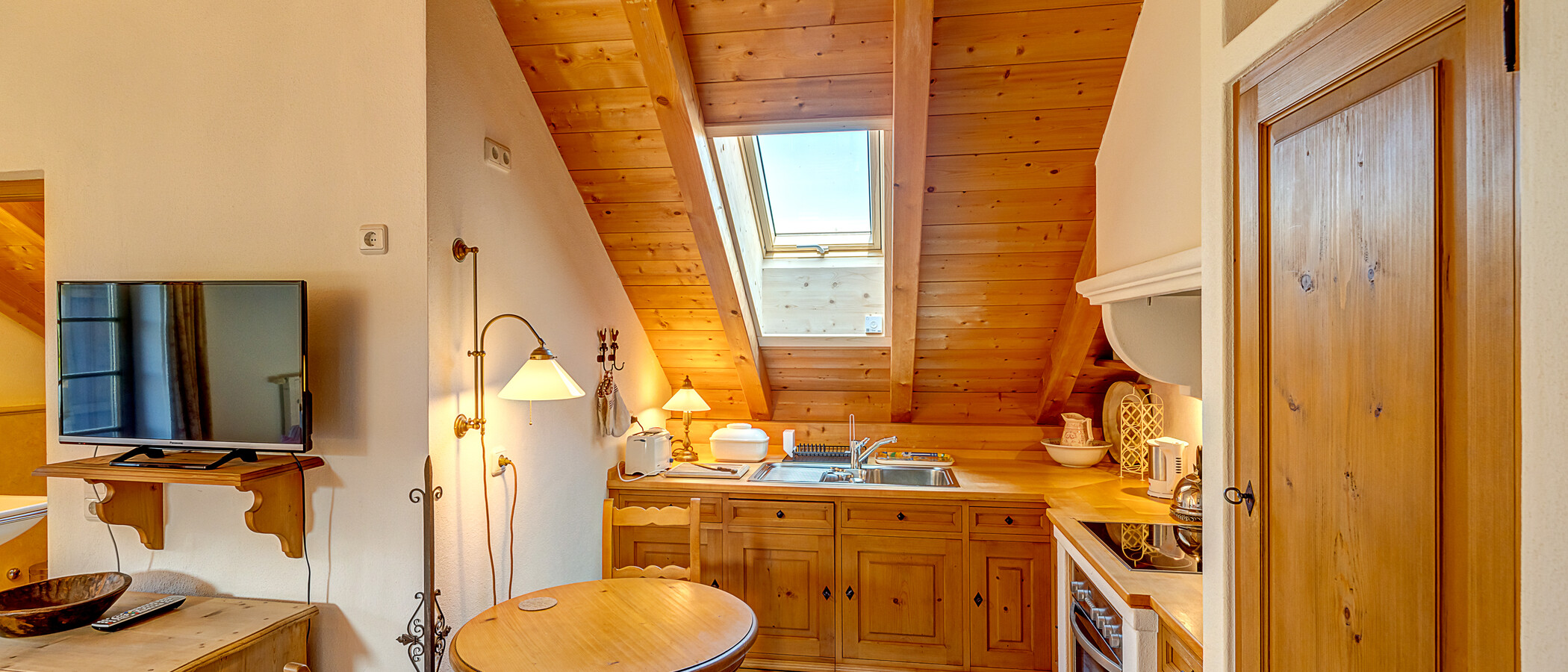 мансардная квартира Bad Heilbrunn 01 кухня 12826