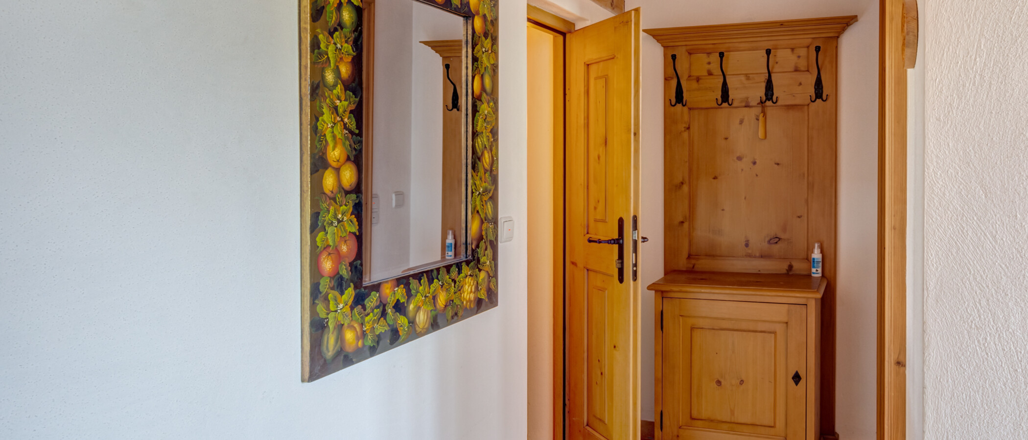 мансардная квартира Bad Heilbrunn 01 коридор 12826