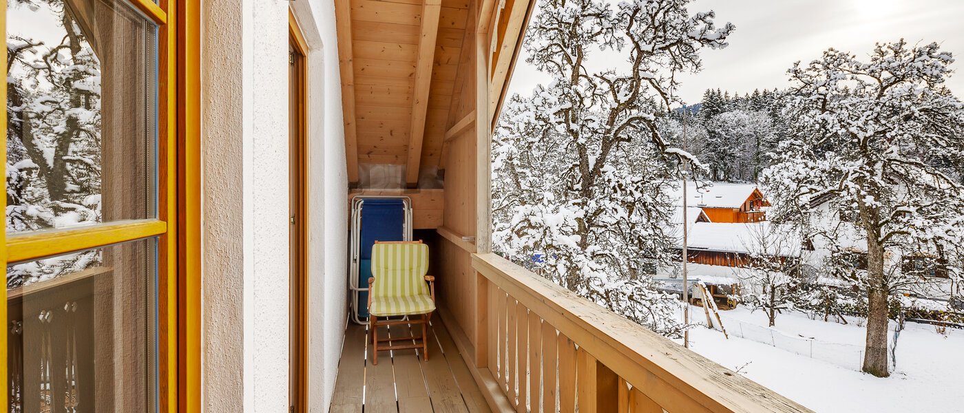 мансардная квартира Bad Heilbrunn 02 балкон 12826