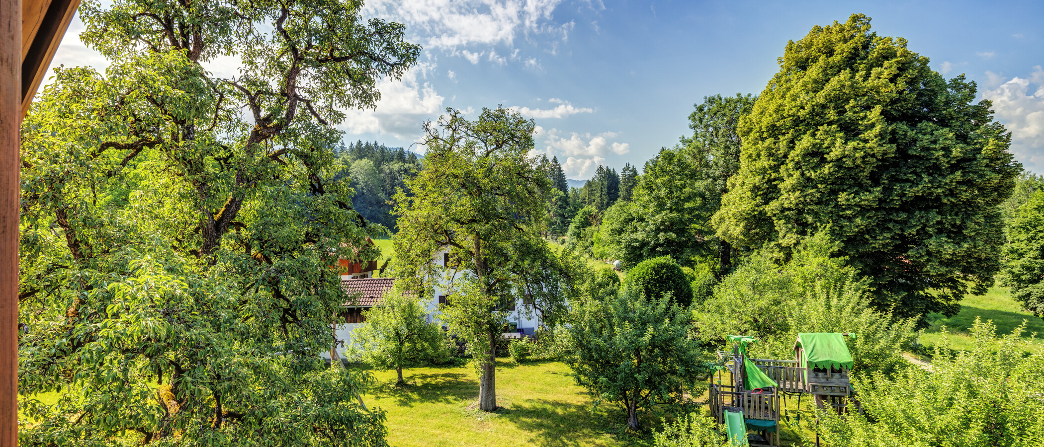 мансардная квартира Bad Heilbrunn 03 вид из окна 12826