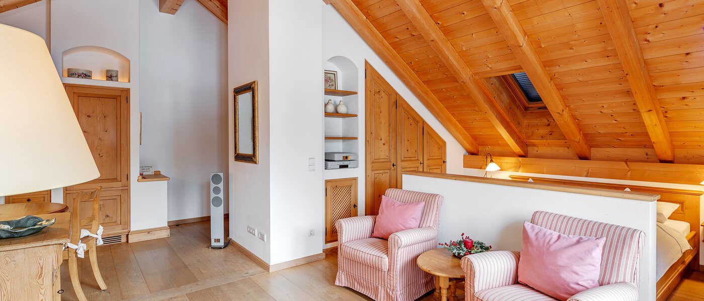 мансардная квартира Bad Heilbrunn 03 жилое пространство 12826