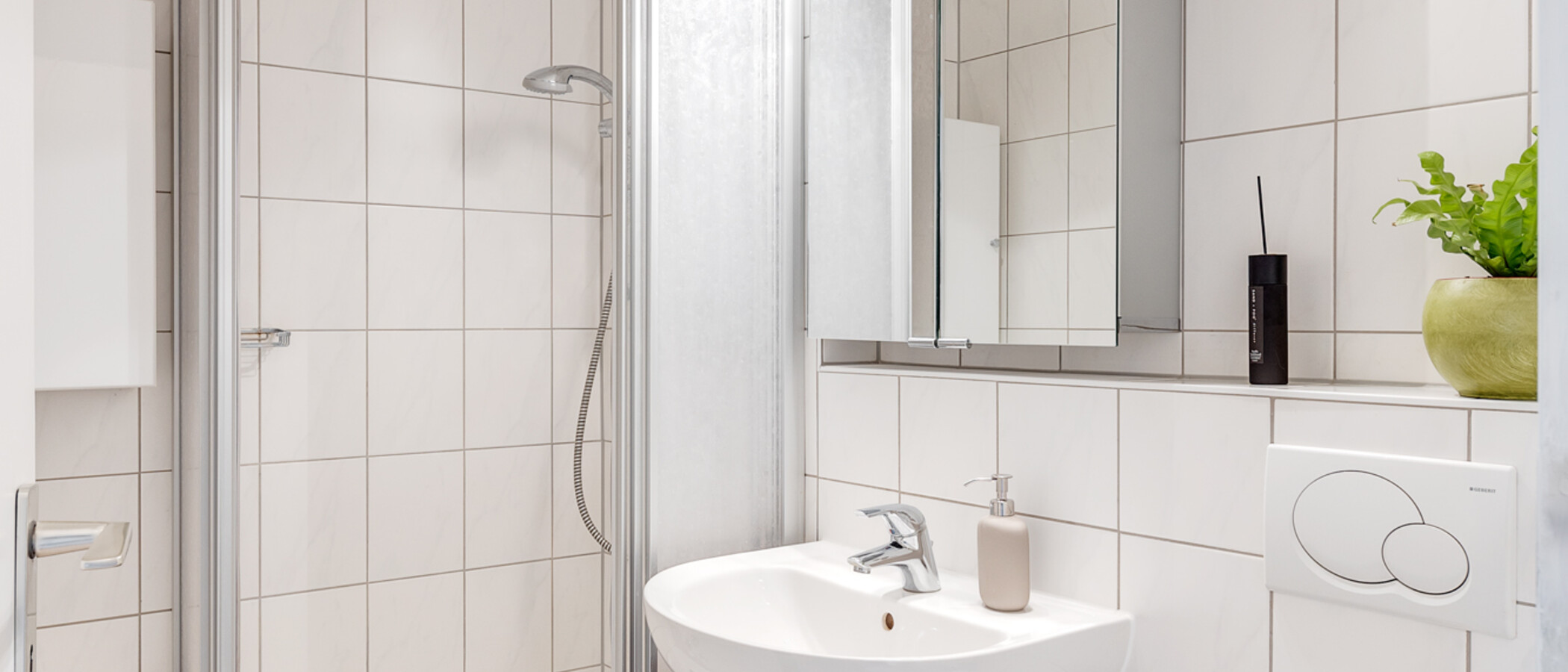 квартира München Neuhausen 01 ванная комната 12838