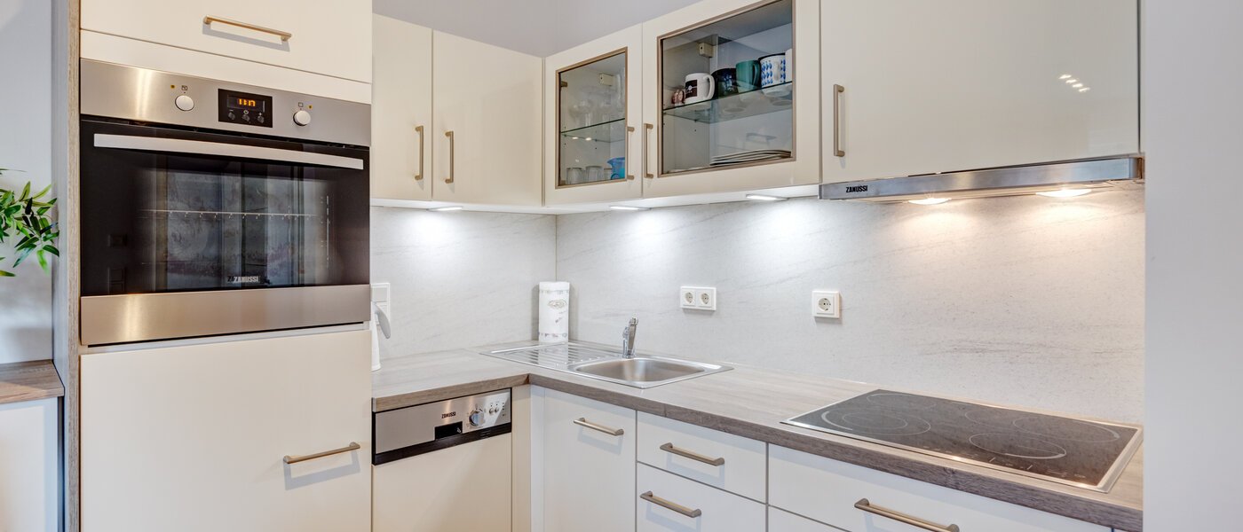 квартира München Cosimapark 01 кухня 12861