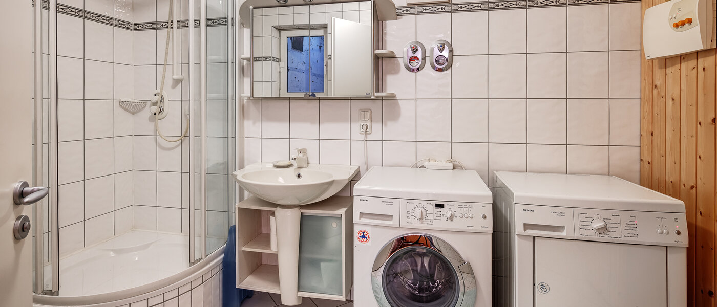 квартира с садом München Solln 02 2-я ванная комната 12884