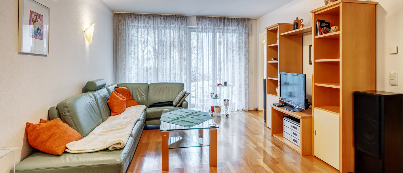 квартира с садом München Solln 01 гостиная 12884