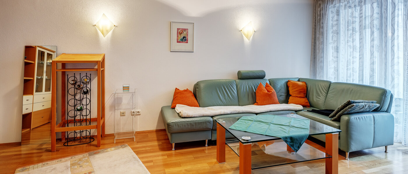 квартира с садом München Solln 04 гостиная 12884