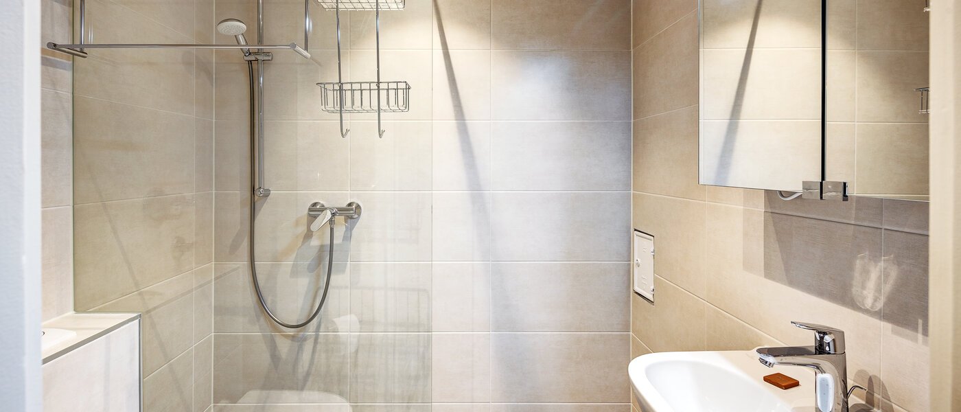 квартира München Maxvorstadt - Universitätsviertel 01 ванная комната 12898