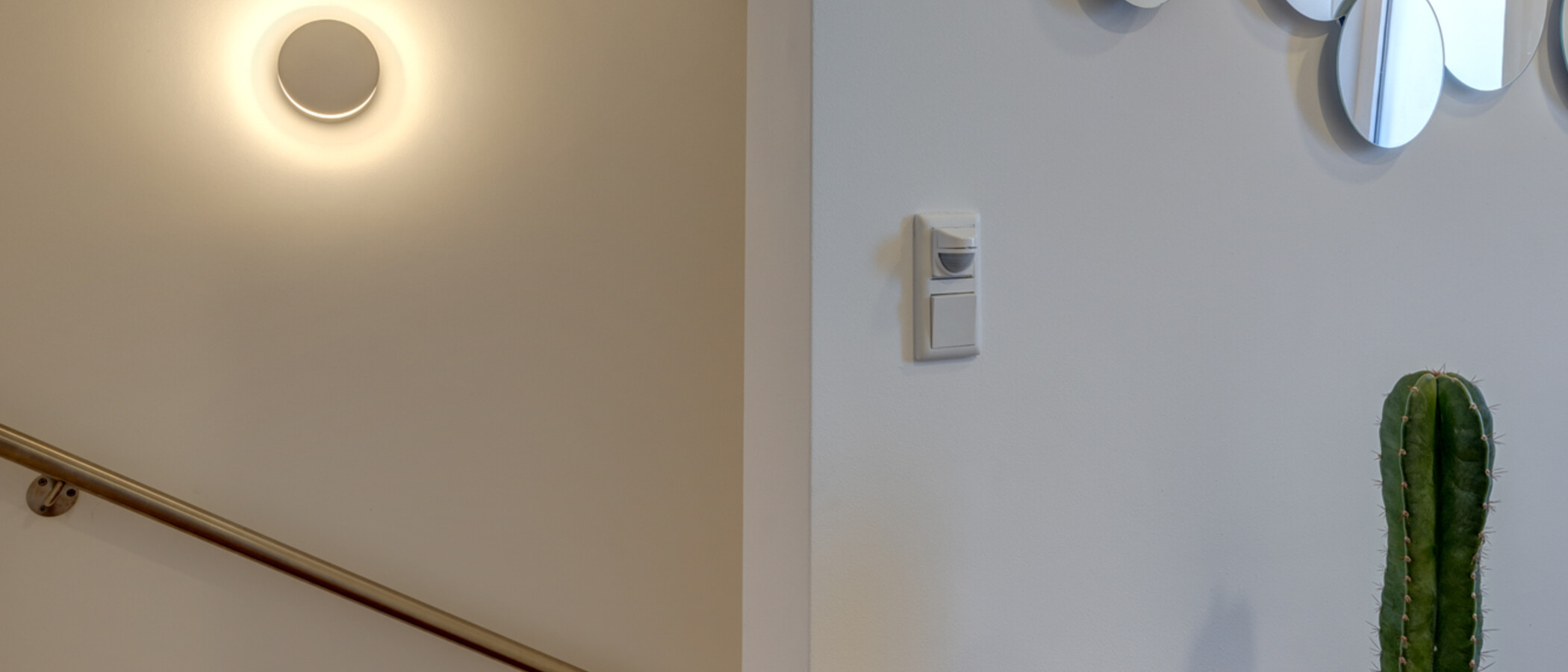 Половина двухквартирного жилого дома München Feldmoching 10 коридор 12903