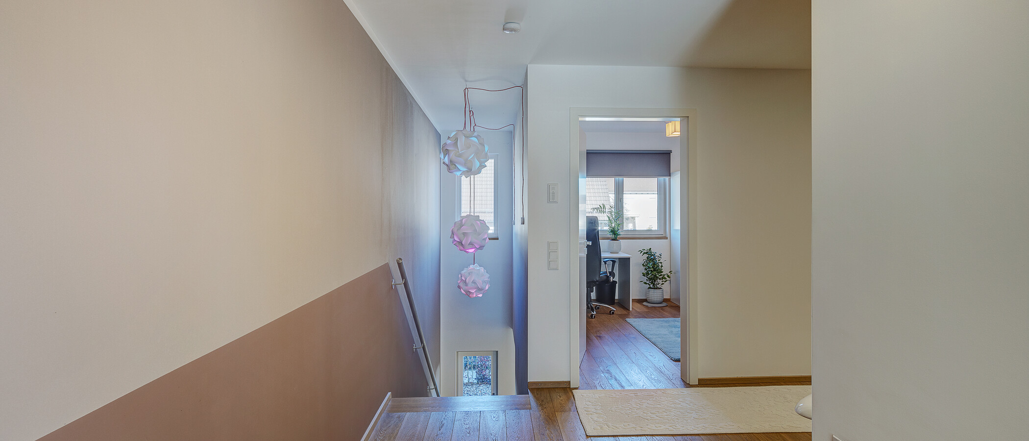 Половина двухквартирного жилого дома München Feldmoching 06 коридор 12903