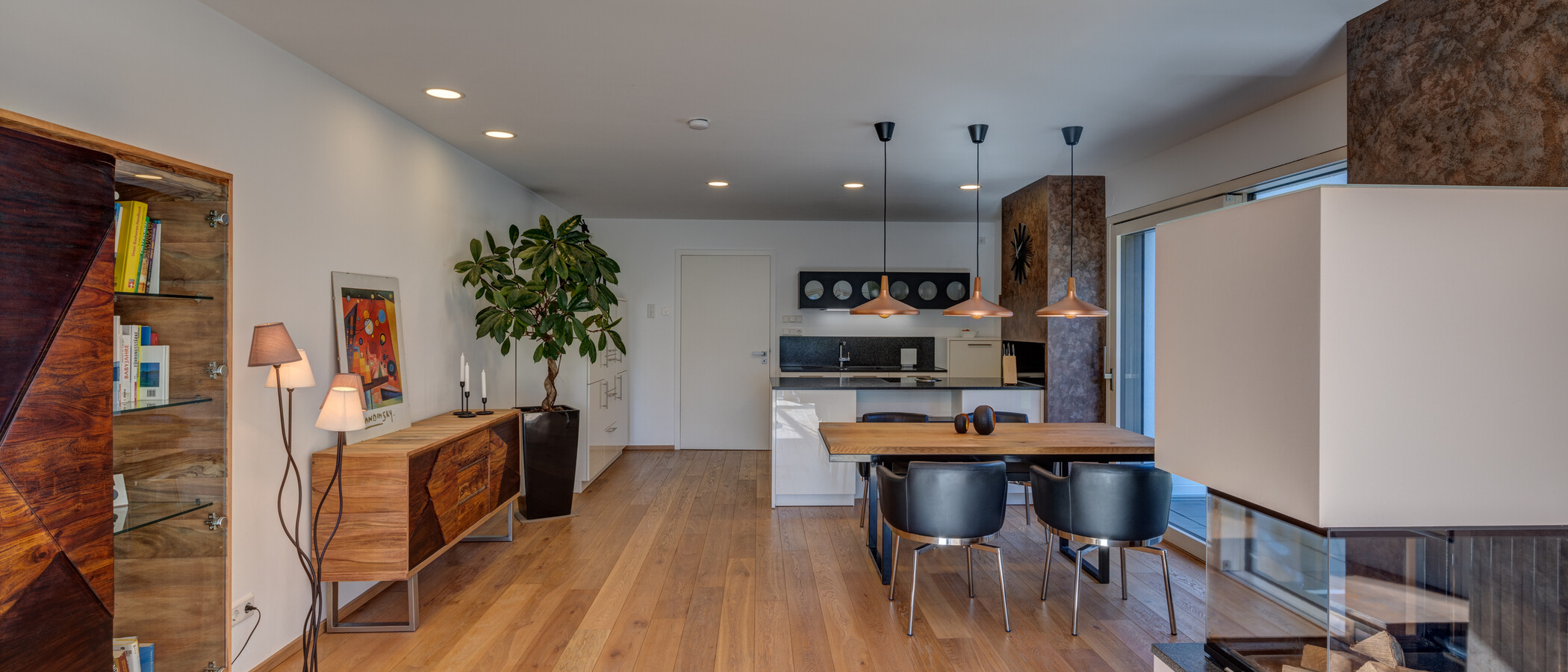 Половина двухквартирного жилого дома München Feldmoching 03 жилое пространство 12903