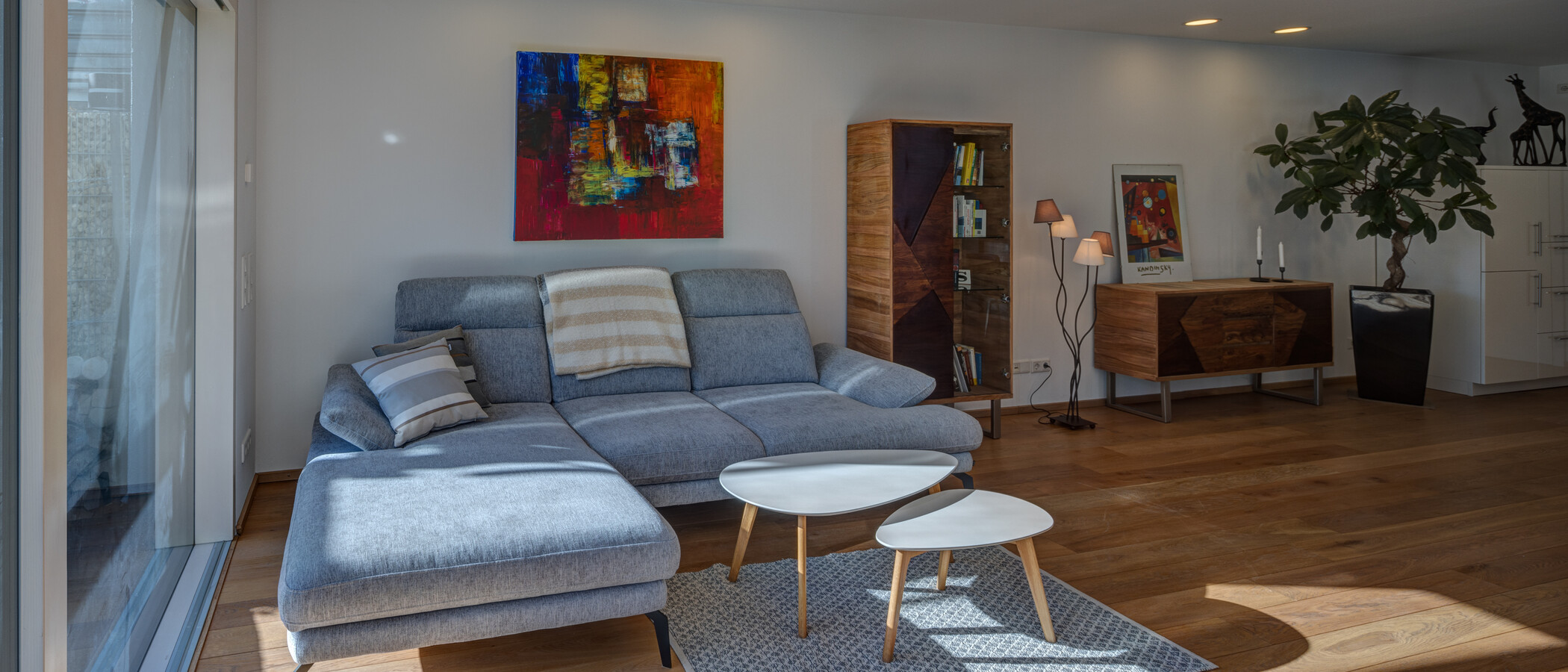 Половина двухквартирного жилого дома München Feldmoching 06 жилое пространство 12903