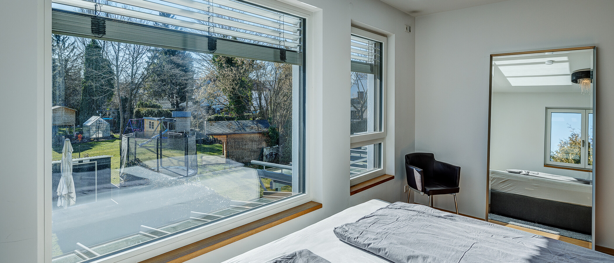 Половина двухквартирного жилого дома München Feldmoching 03 1-я спальная комната 12903