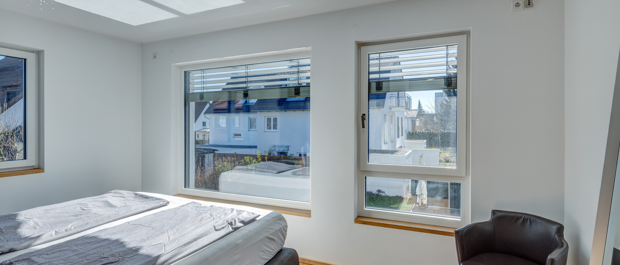 Половина двухквартирного жилого дома München Feldmoching 04 1-я спальная комната 12903
