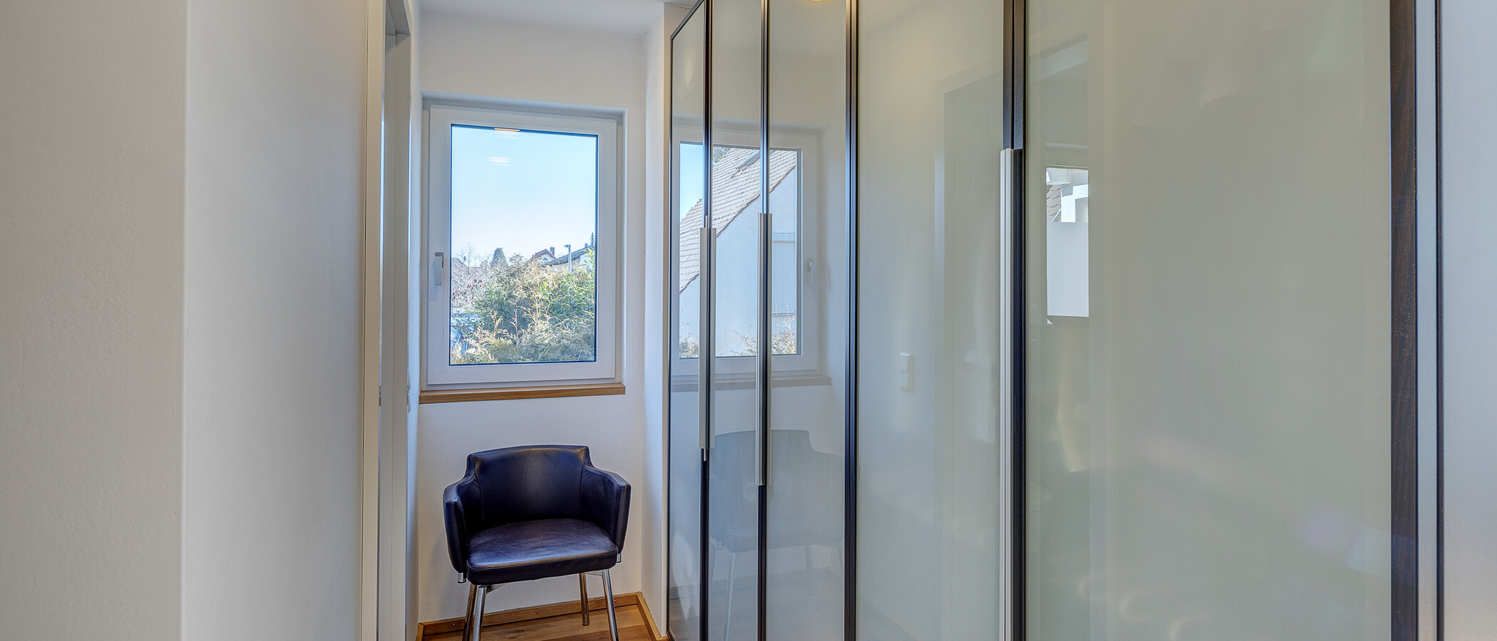 Половина двухквартирного жилого дома München Feldmoching 07 1-я спальная комната 12903