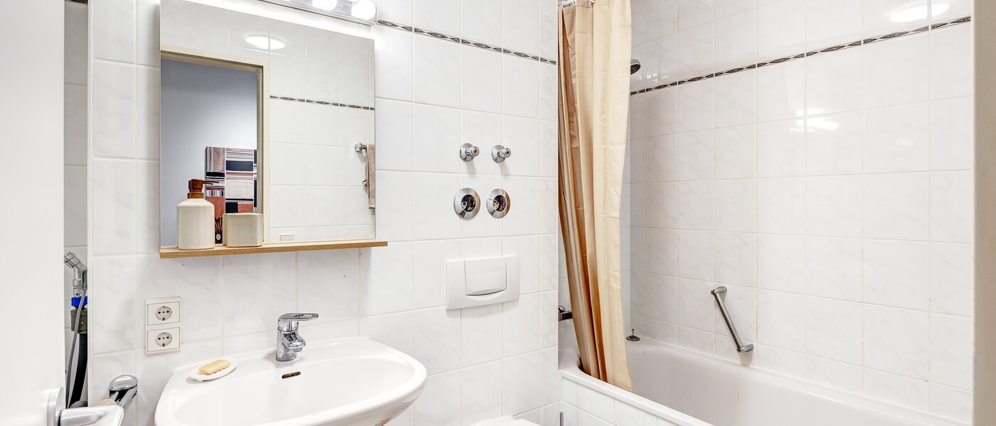 квартира München Feldmoching 01 ванная комната 12910