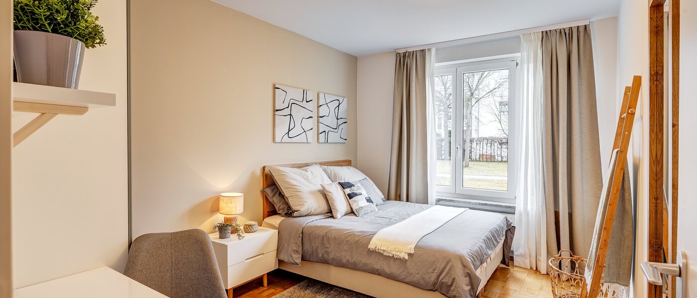 квартира München Feldmoching 01 спальная комната 12910