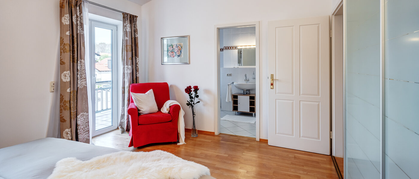 квартира Gmund am Tegernsee 02 спальная комната 12939