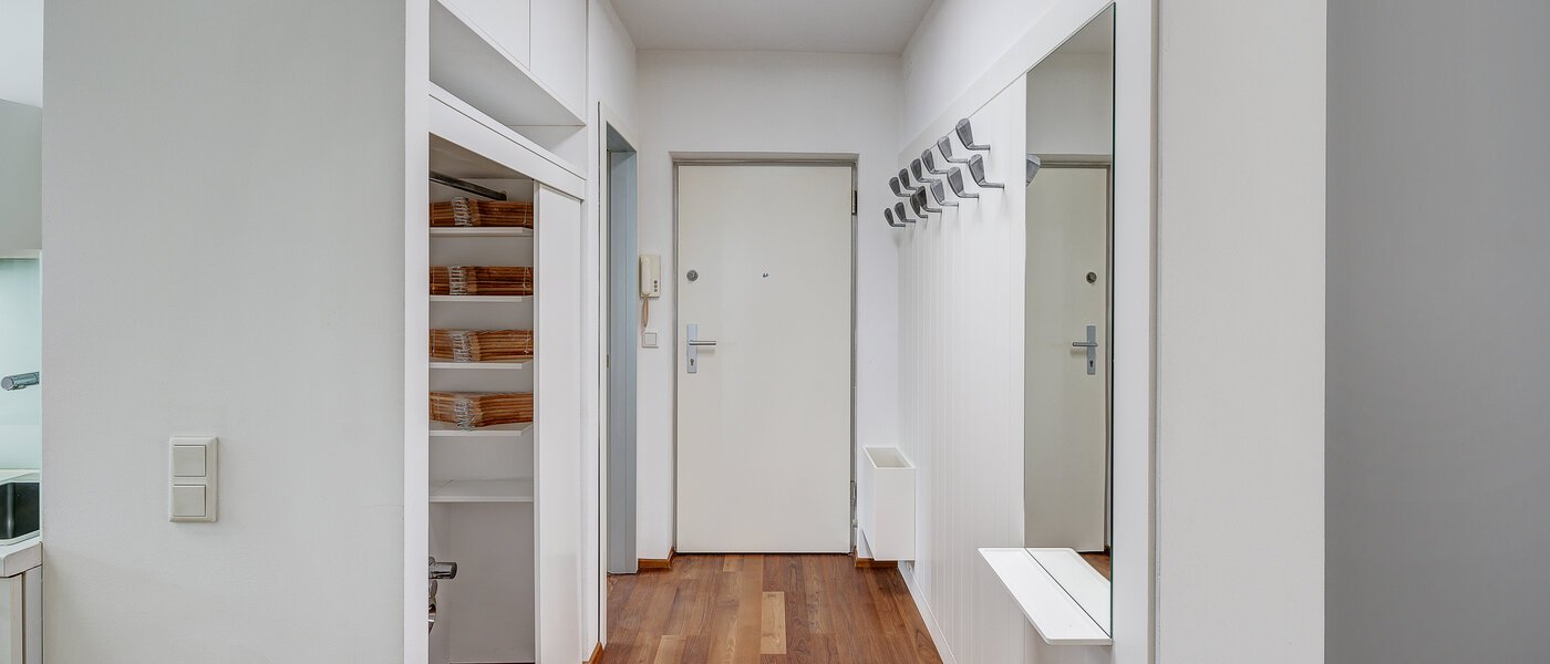 квартира München Altbogenhausen 01 коридор 12943