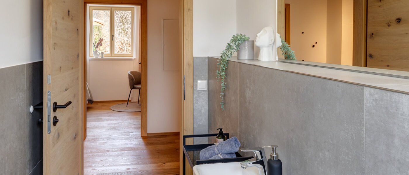 квартира Gmund am Tegernsee 03 гостевой туалет 12955