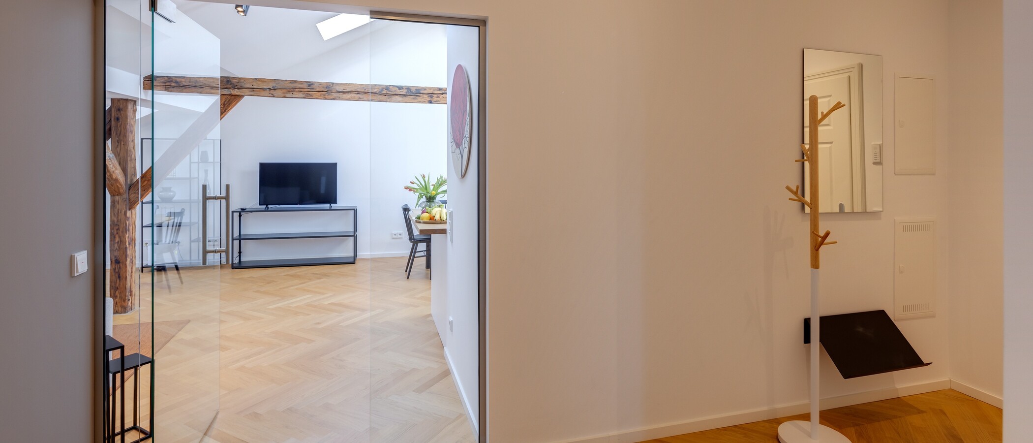 мансардная квартира München Glockenbachviertel 01 коридор 12963