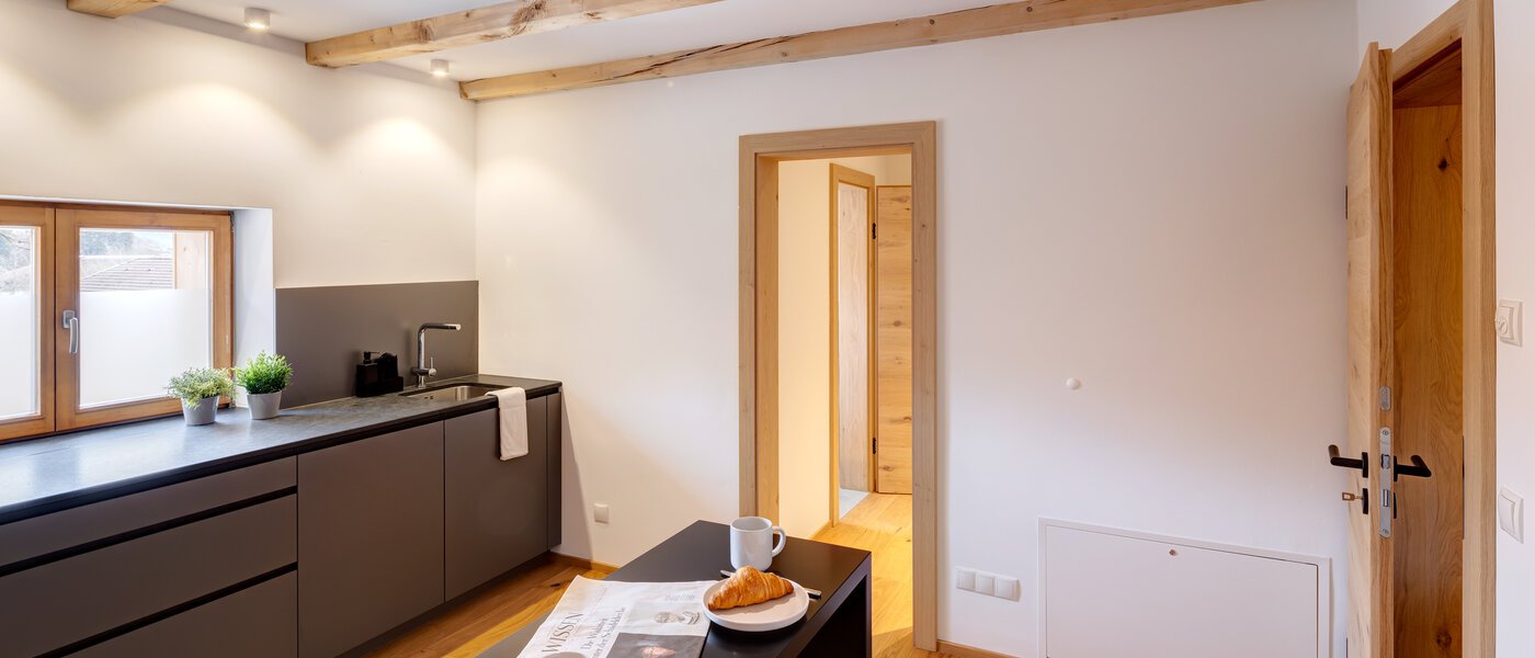 квартира-галерея Gmund am Tegernsee 04 кухня 12967