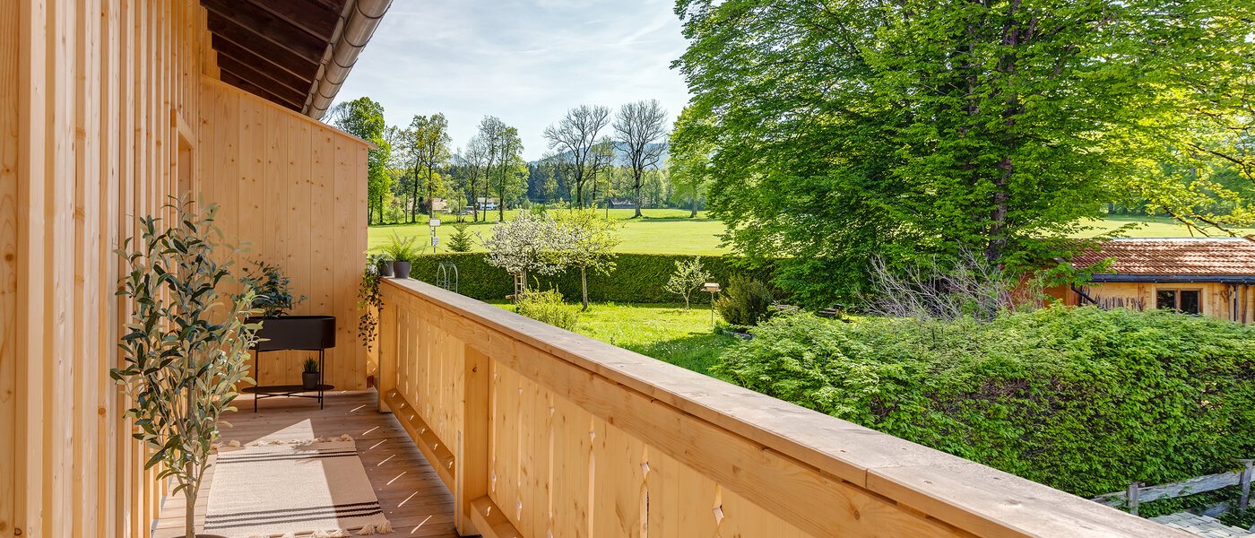 квартира-галерея Gmund am Tegernsee 03 балкон 12967