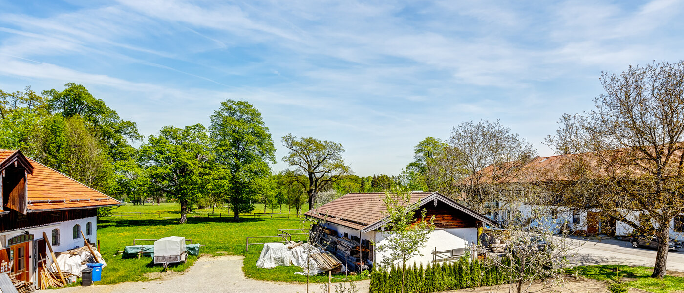 квартира-галерея Gmund am Tegernsee 03 вид из окна 12967