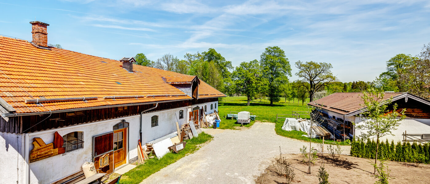 квартира-галерея Gmund am Tegernsee 04 вид из окна 12967