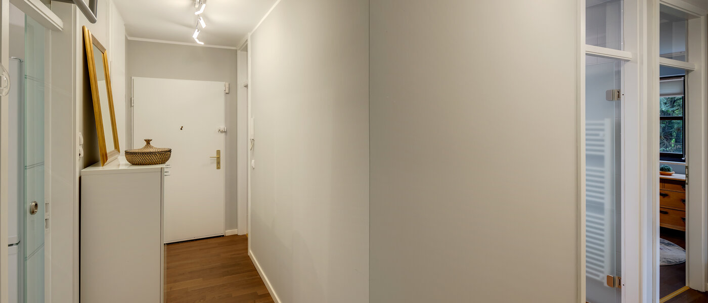 квартира München Solln 01 коридор 12995