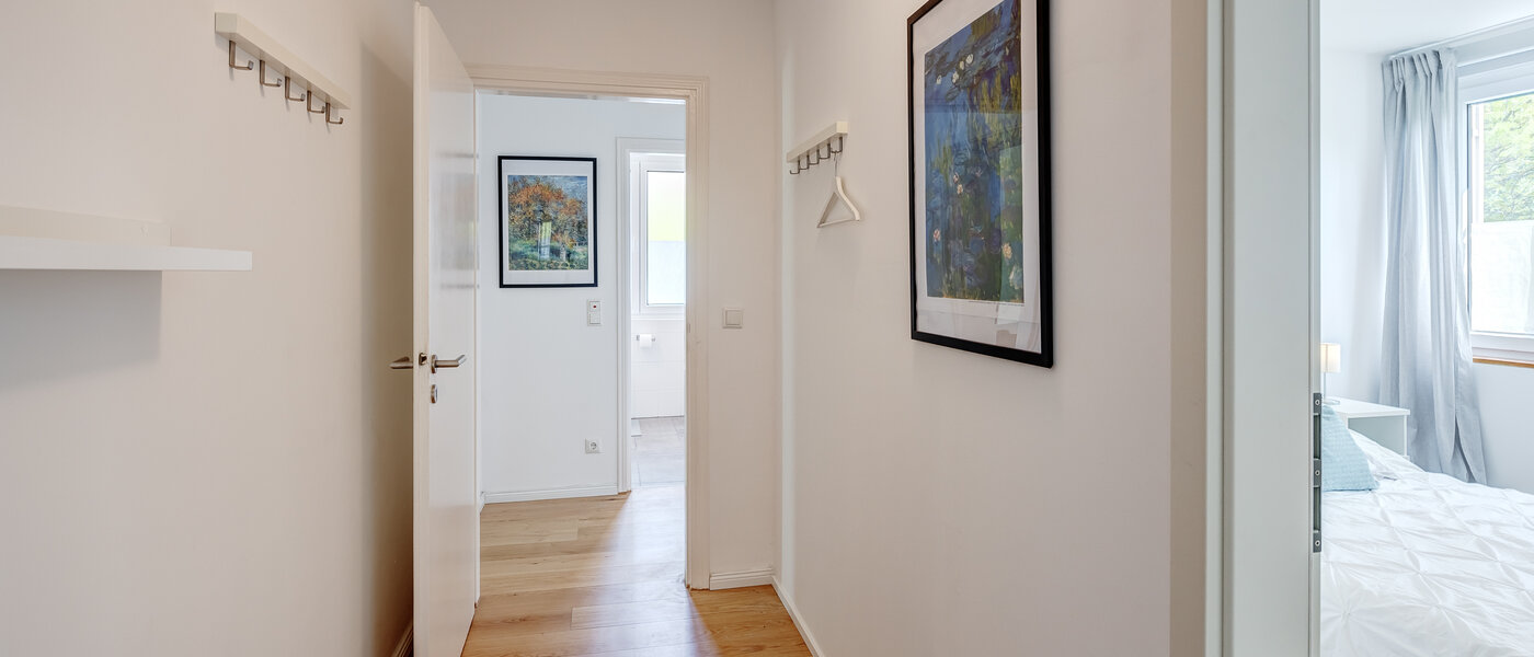 квартира с садом Germering 01 коридор 13004