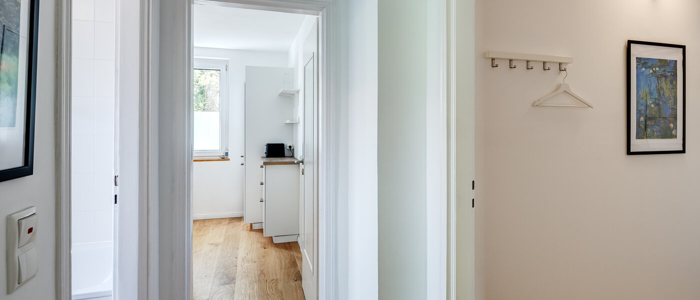 квартира с садом Germering 02 коридор 13004