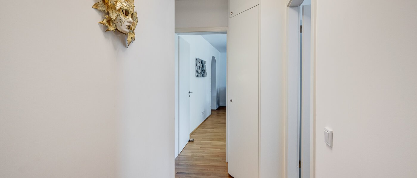 квартира München Allach 02 коридор 13010