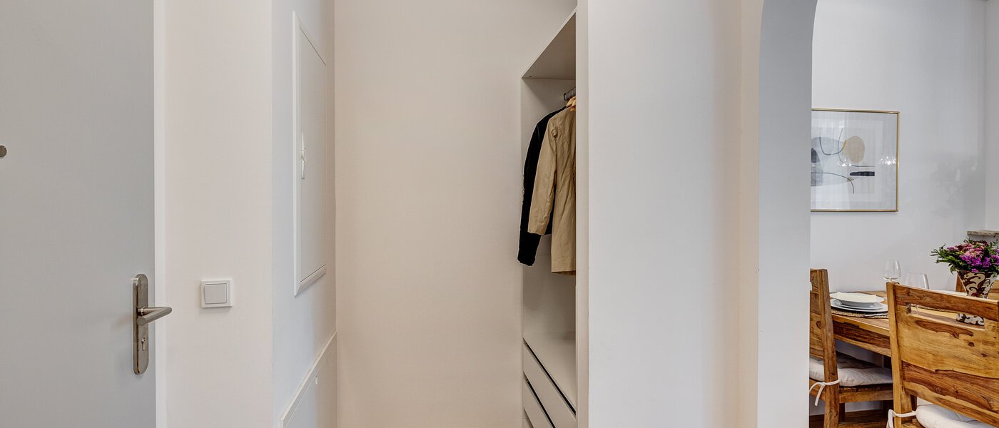 квартира München Allach 03 коридор 13010