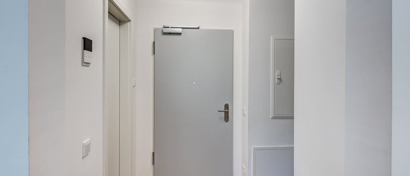 квартира München Allach 04 коридор 13010