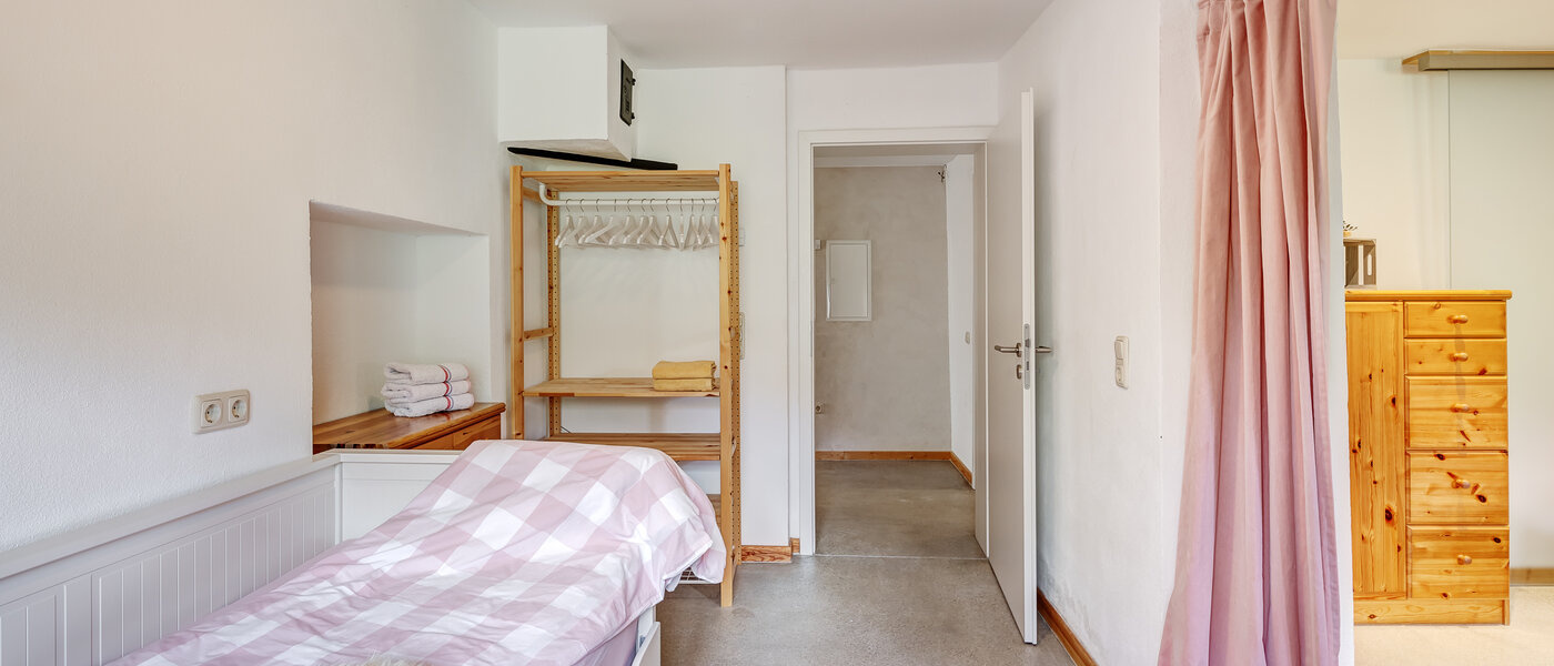 квартира Tuntenhausen 07 спальная комната 13021