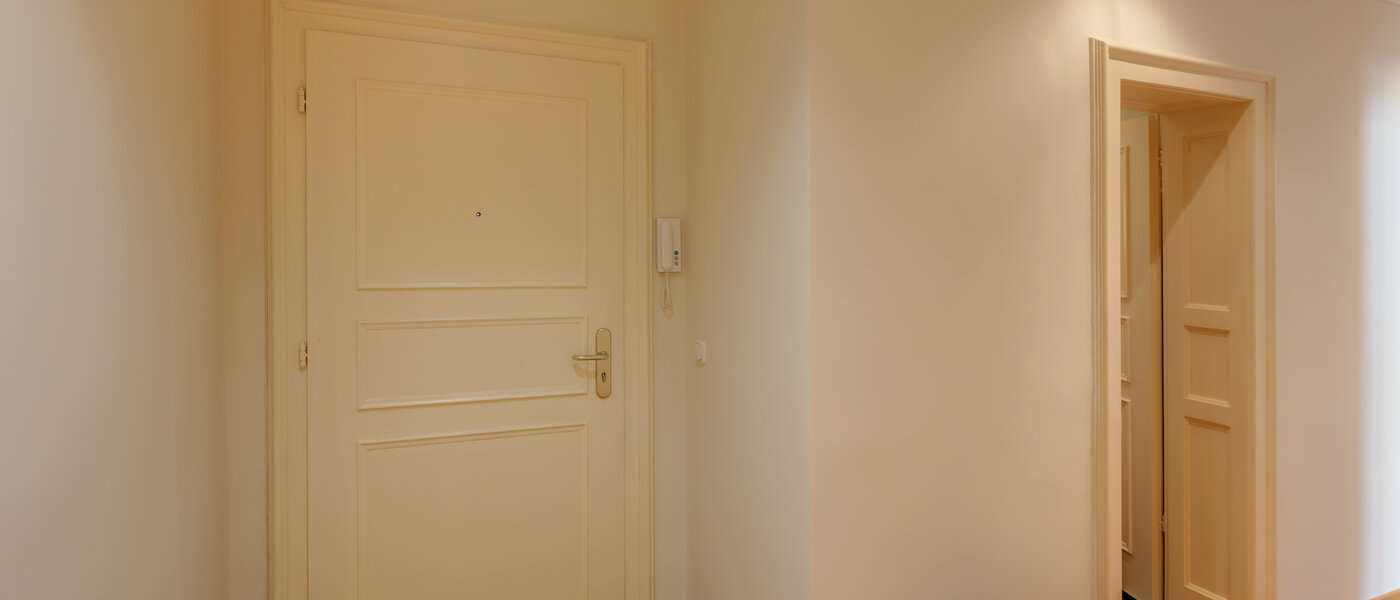 квартира München Haidhausen 01 коридор 13030