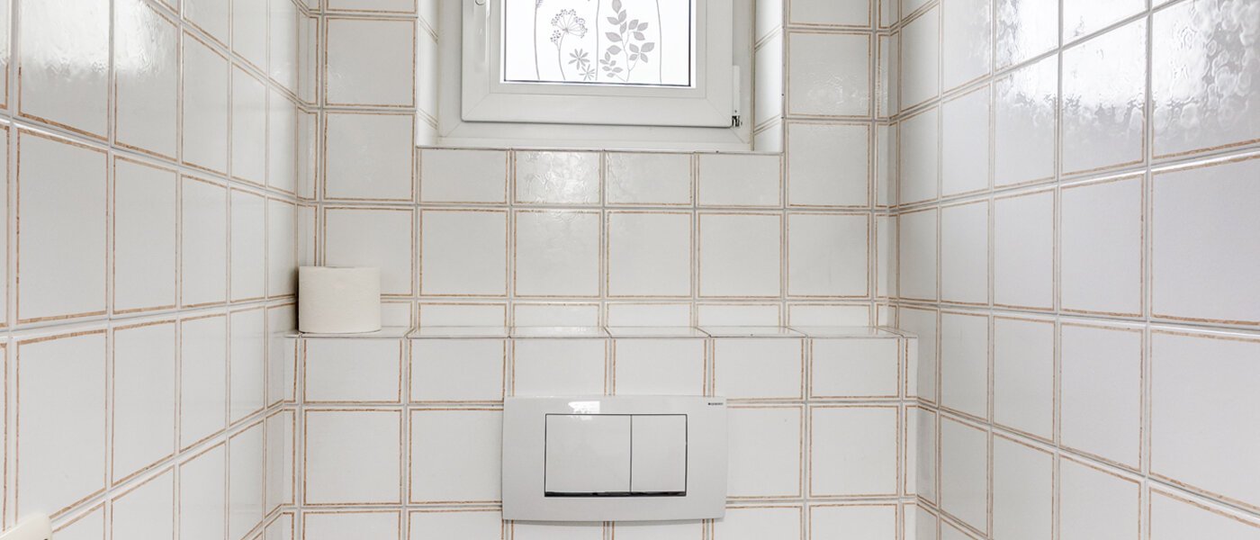 Половина двухквартирного жилого дома Maisach 02 гостевой туалет 13032