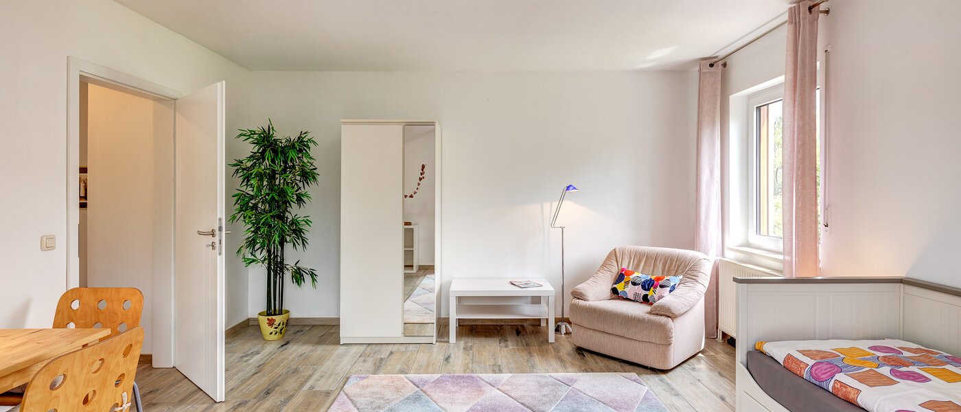 Половина двухквартирного жилого дома Maisach 03 2-я спальная комната 13032