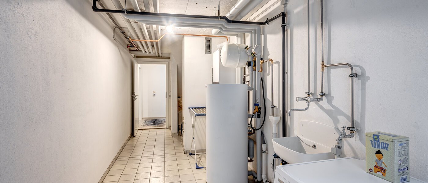 Половина двухквартирного жилого дома Maisach 01 подсобное помещение 13032