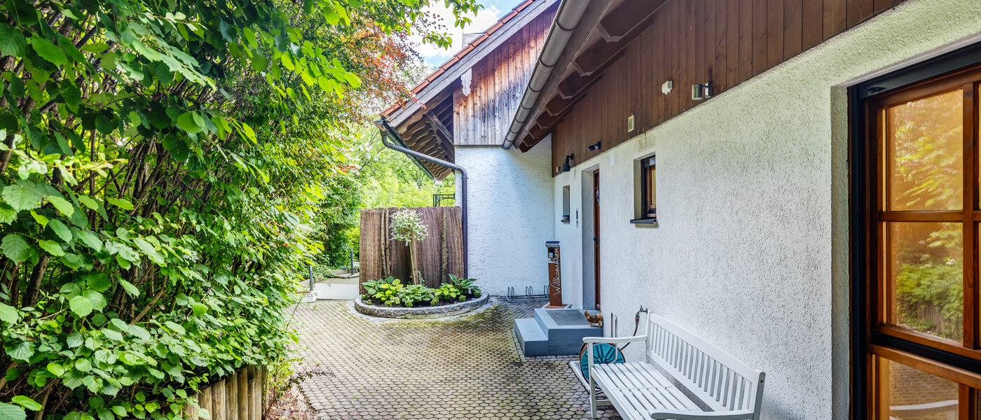 квартира Oberhaching 01 внутренний двор  13036