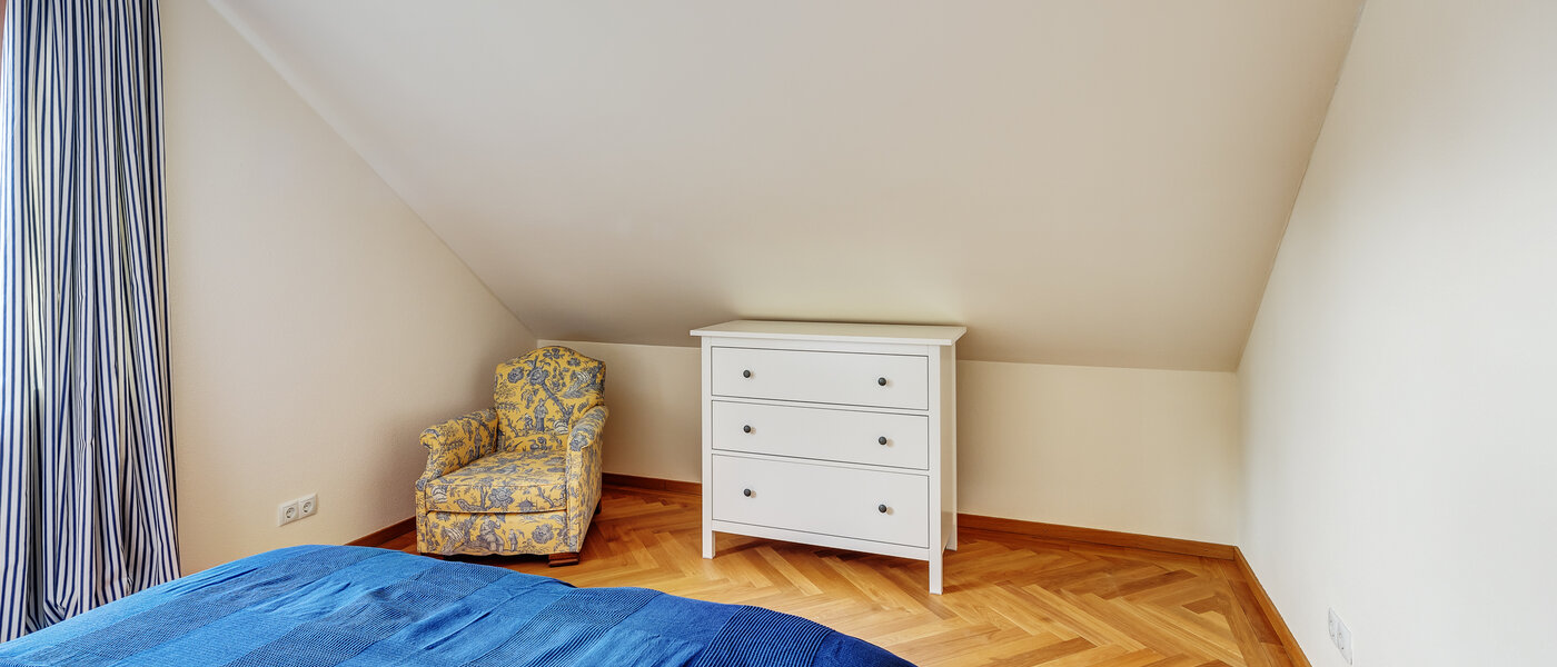 квартира Kottgeisering 04 спальная комната 13040