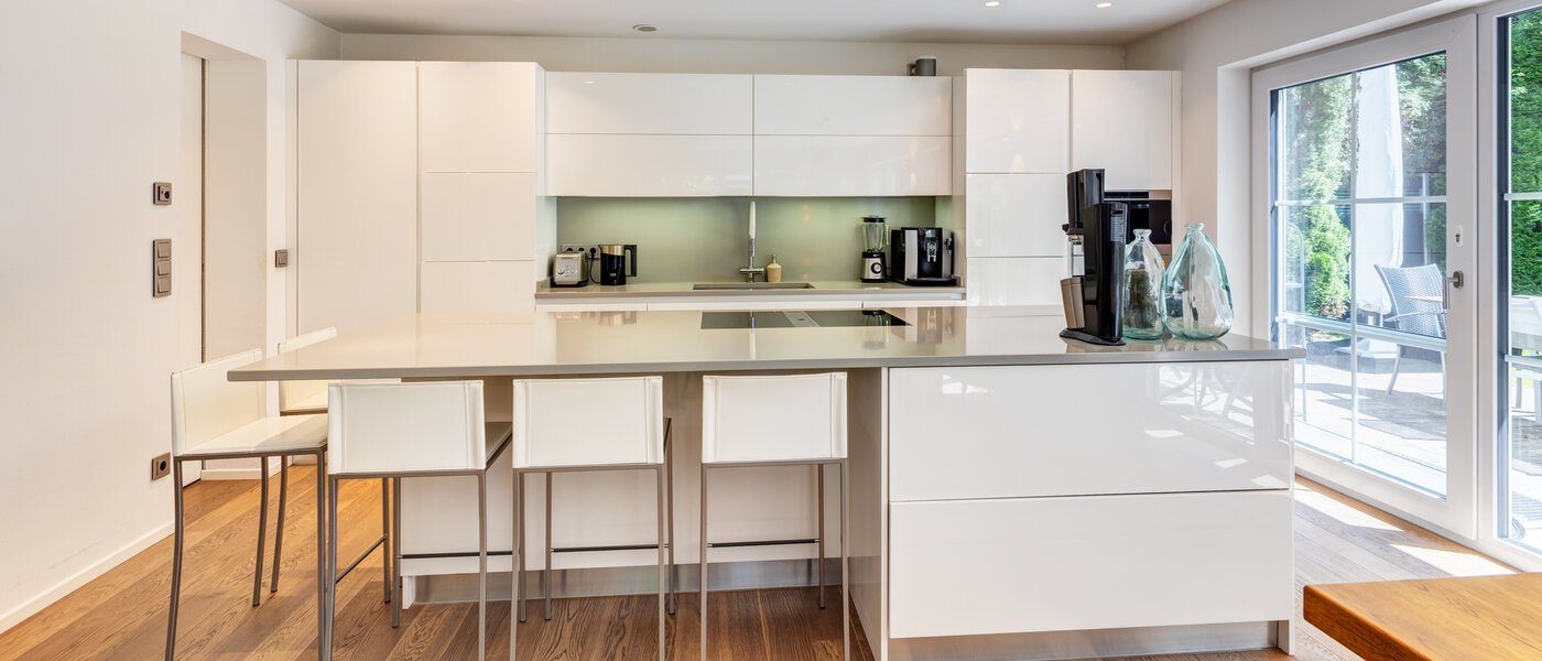 Особняк München Waldtrudering 02 кухня 13041